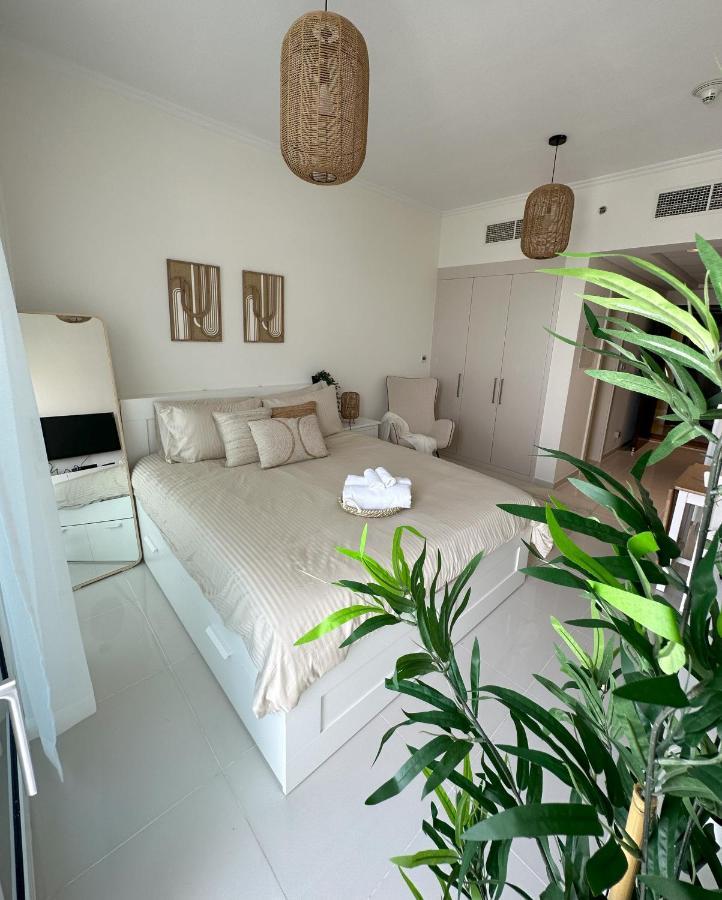 Tranquil Studio In Damac Hills Dubai Luaran gambar